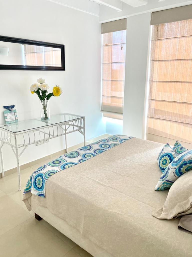 Apartamento Edificio Bahia Fragata San Andrés Екстериор снимка